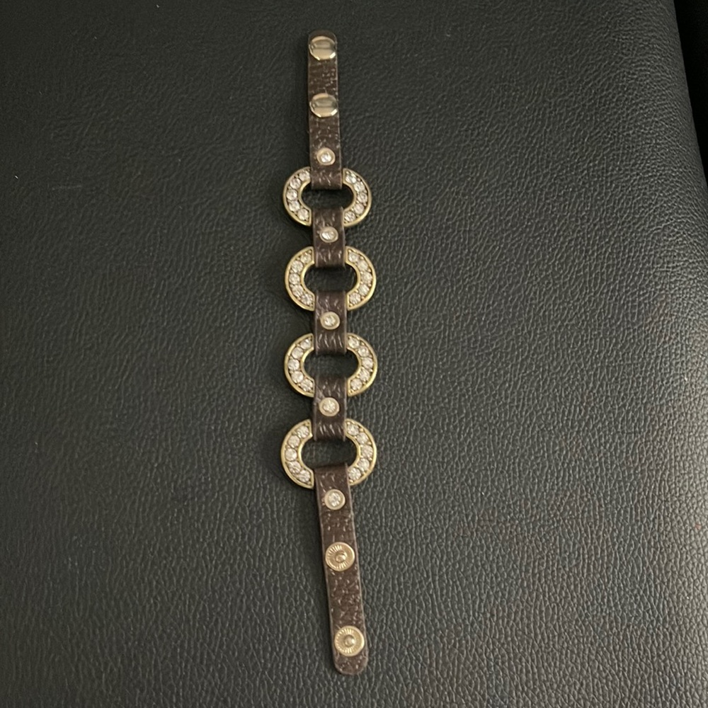 Brown leather snap on bracelet